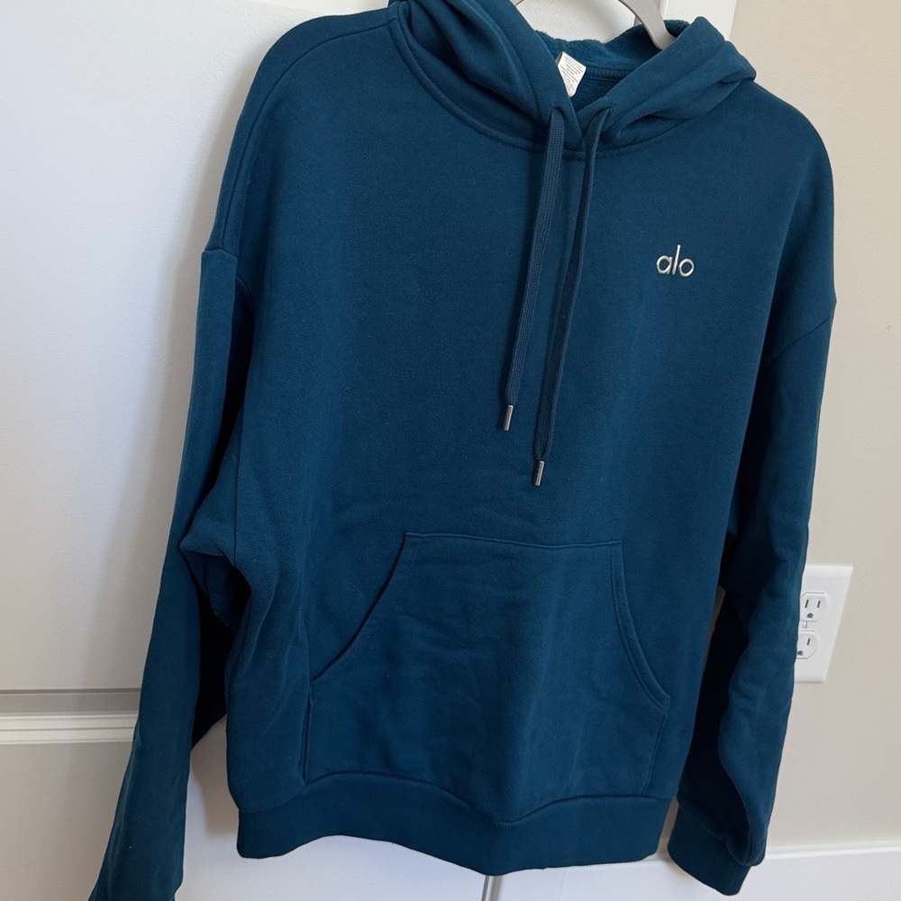 ALO Accolade Hoodie -  eclipse blue - Picture 3 of 6